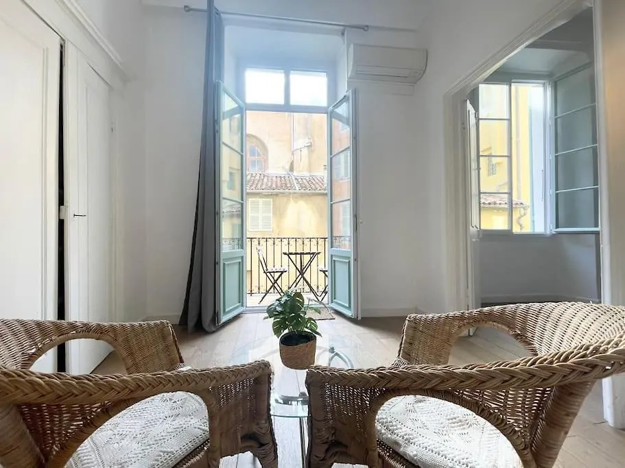 Homelivia, Vieux Nice, Appartement De Charme, Clim Balcon 0*, ニース