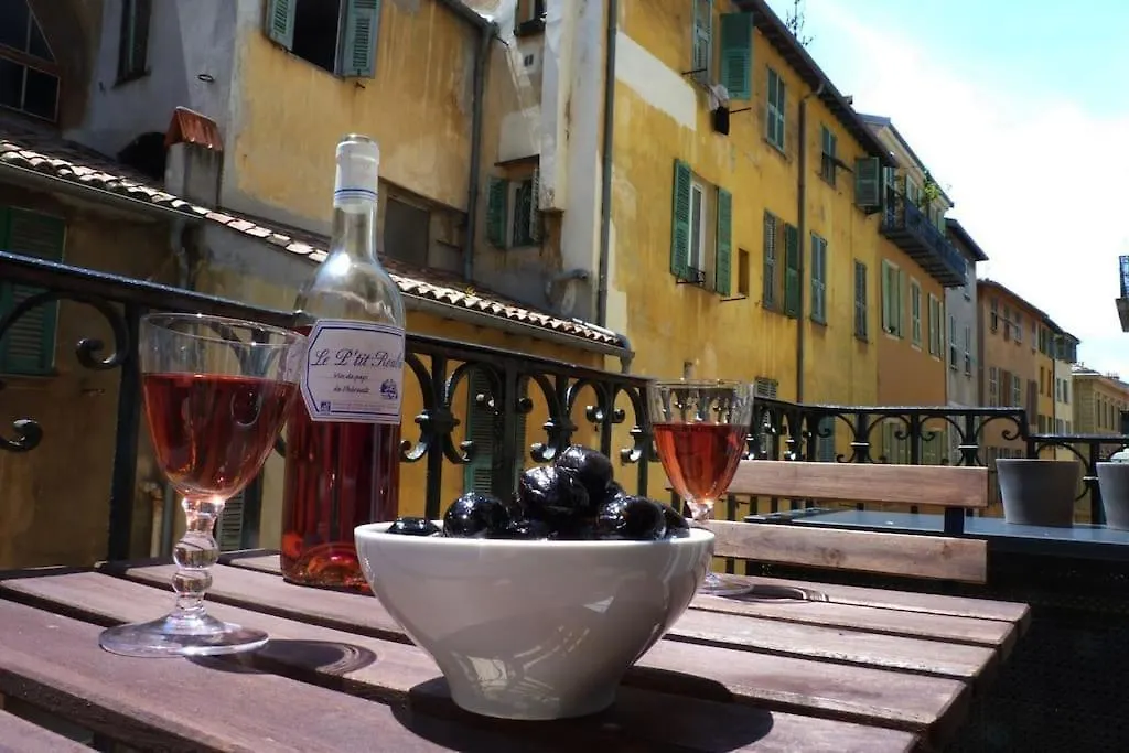 アパート Homelivia, Vieux Nice, Appartement De Charme, Clim Balcon フランス