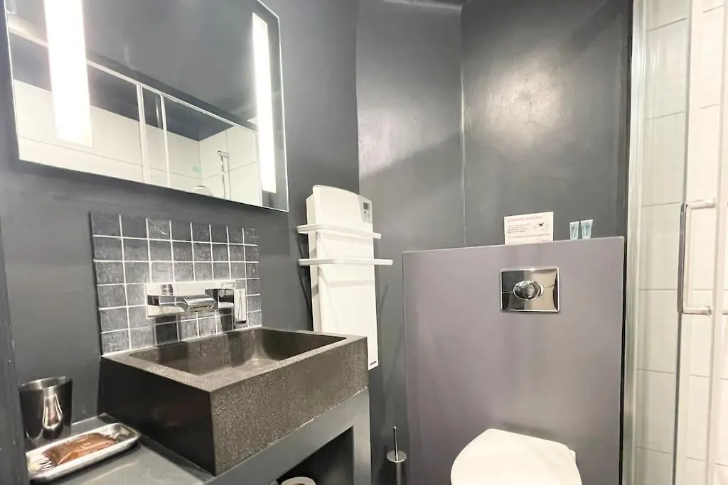 Apartmán Homelivia, Vieux Nice, Appartement De Charme, Clim Balcon