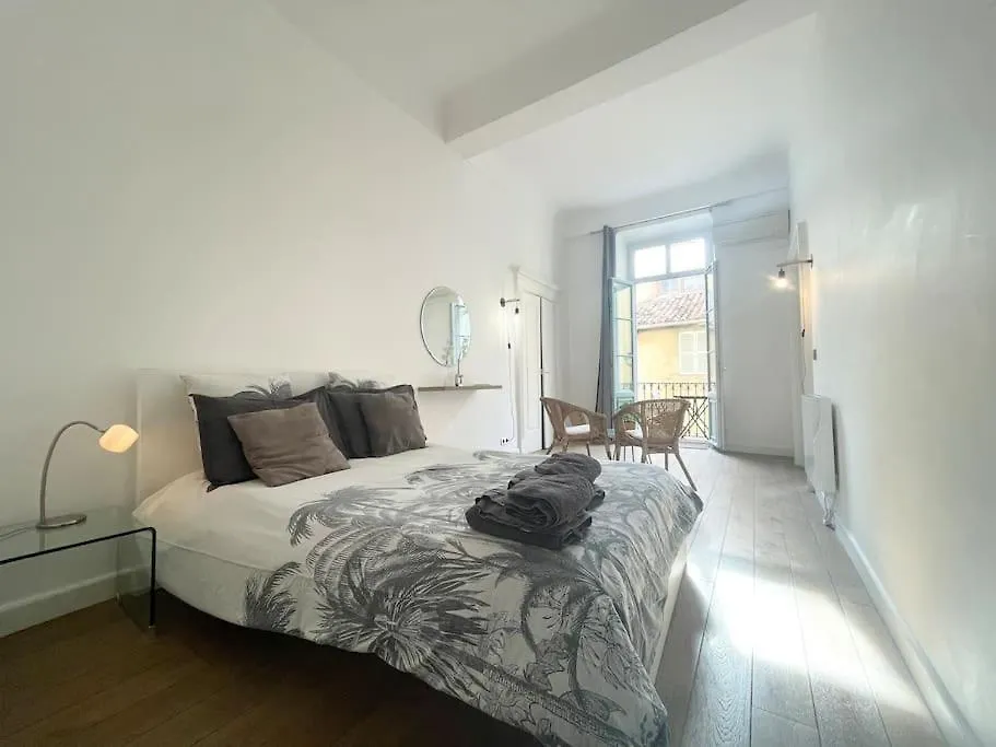Homelivia, Vieux Nice, Appartement De Charme, Clim Balcon Nice