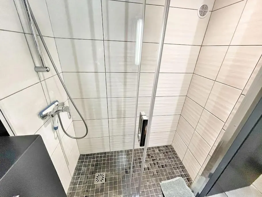 Homelivia, Vieux Nice, Appartement De Charme, Clim Balcon 0*, Nice Francie